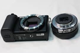 Sony ZV-E10 / 16-50mm Lens