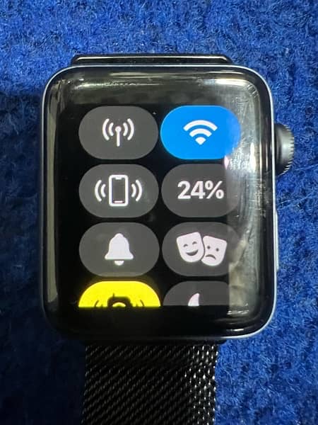 Apple Watch Series 3 38mm + GPS Data 6