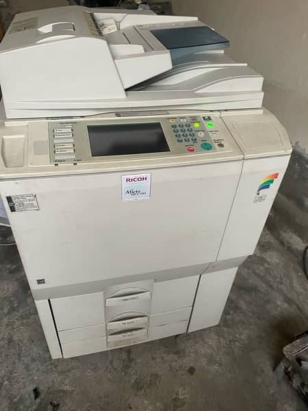 Photocopy machine colour and b/w 5