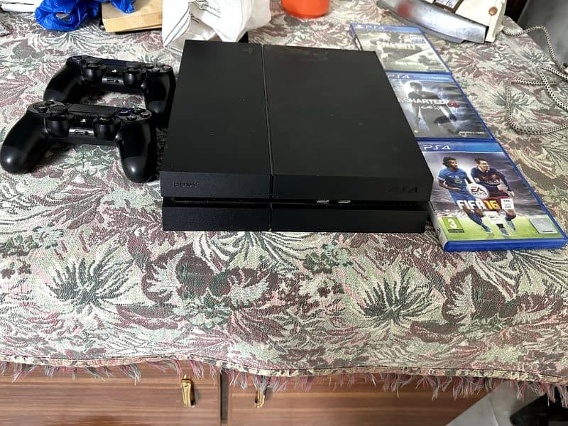 PLAYSTATION 4 FOR SALE 0