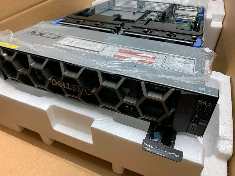 Dell PowerEdge R740 2.5 or 3.5 Available In best Price 0
