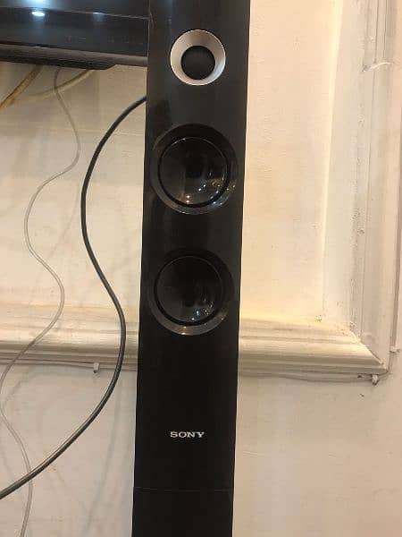 speakers Sony full set and Panasonic Yamaha RXV-371 5.1 channels 1