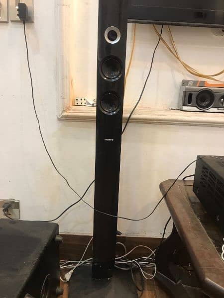 speakers Sony full set and Panasonic Yamaha RXV-371 5.1 channels 13