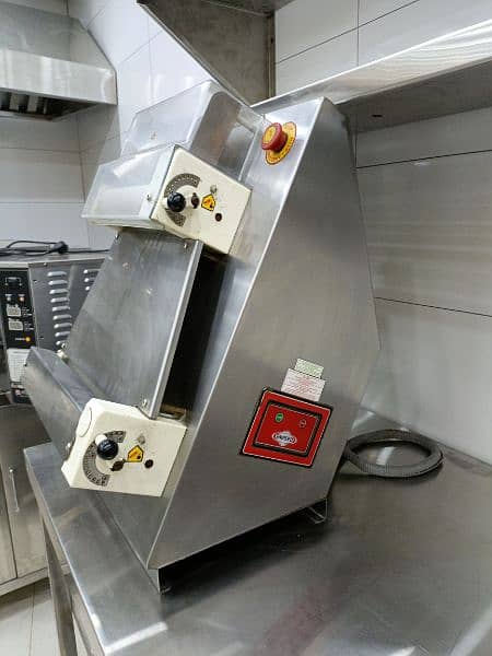 pizza dough roller , dough sheerter, conveyor oven, dough mixer avail 0