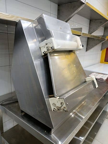 pizza dough roller , dough sheerter, conveyor oven, dough mixer avail 1