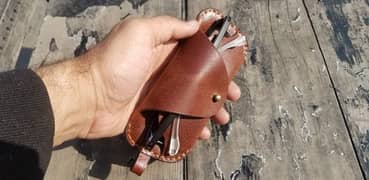 Hand-made leather sunglasses case 0