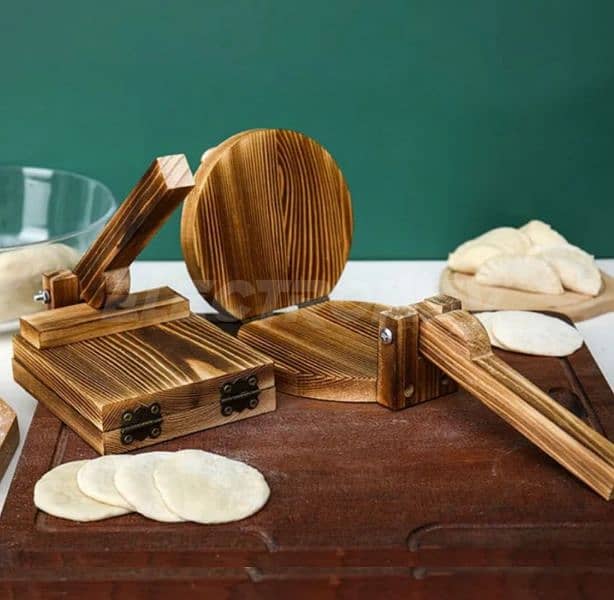 Roti/Chapati Maker Wooden 2