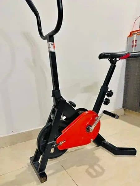 High Quality Solid Iron Made Exercise Bike For Exercise  03276622003 4