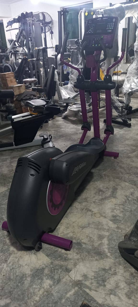Life fitness Refurbished Treadmills | Bike | elliptical (American)USA 4