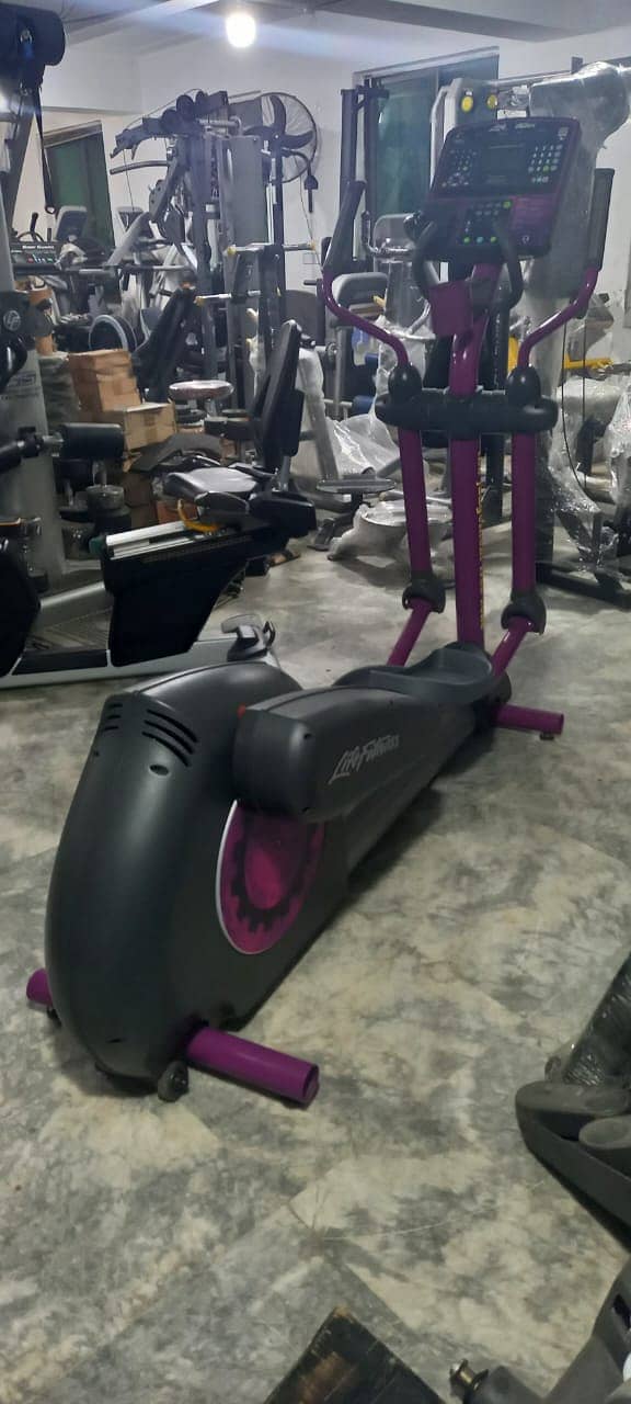 Life fitness Refurbished Treadmills | Bike | elliptical (American)USA 16