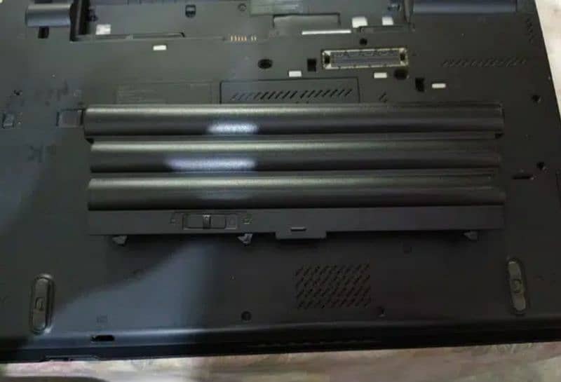 Lenovo T420 with 9 Cell Battery 8GB RAM 128GB SSD price is negotiable 5