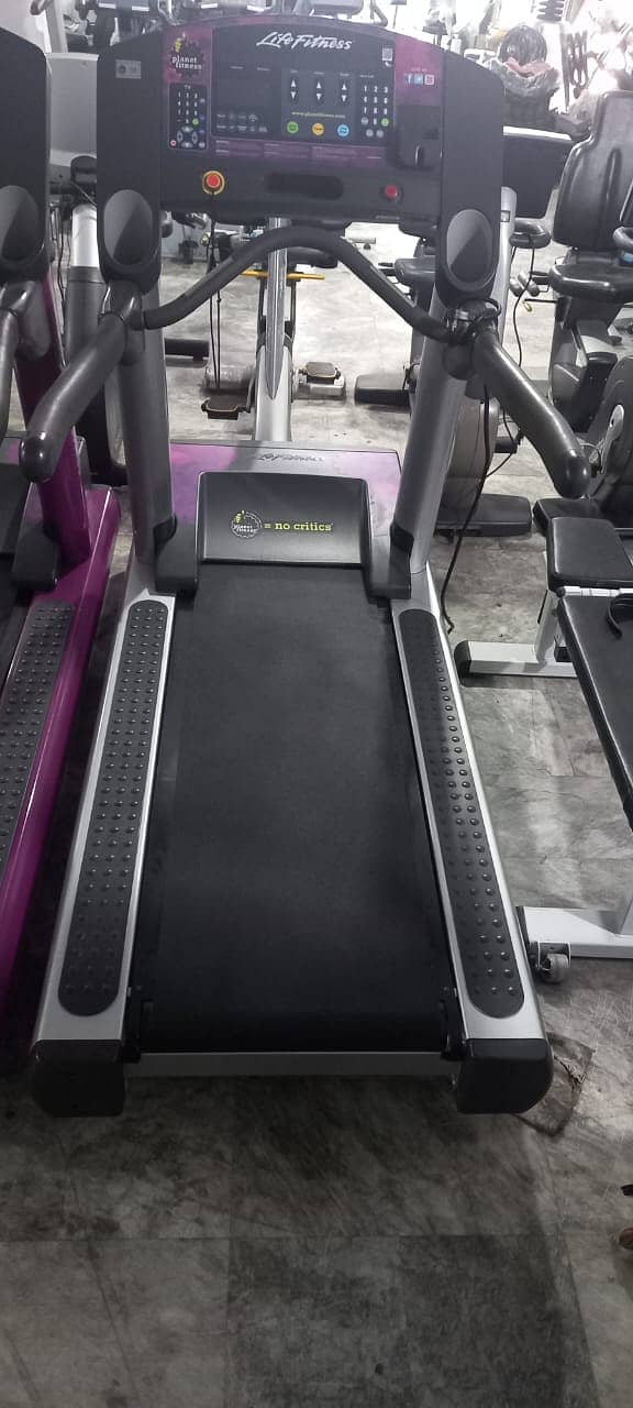 Life Fitness treadmill | Exercise Bike | elliptical  (USA) Treadmills 13