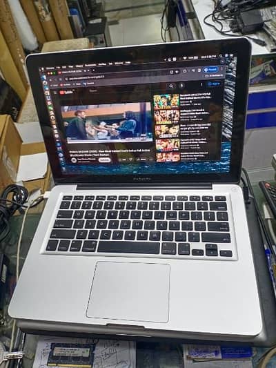 MacBook Pro Mid 2012 | 13 inches | 8GB Ram | 500GB HDD