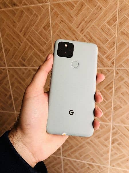 Google Pixel 5 (10 By 10) Condition. 3