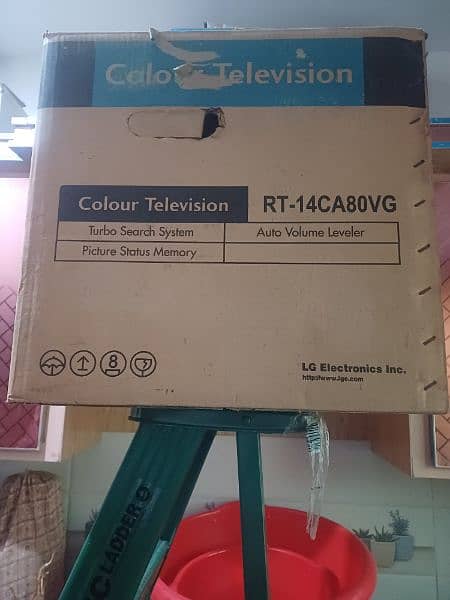 LG color TV 0