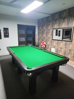 Snooker Table / Pool Table