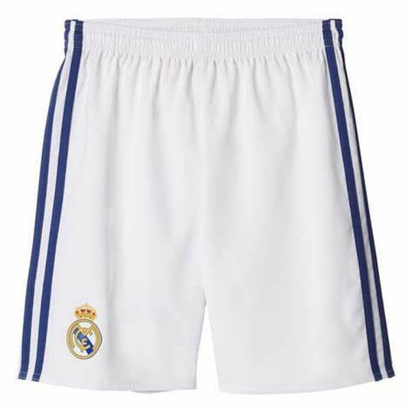 Real Madrid football kit (T-shirt + Shorts) for both boys and girls 4