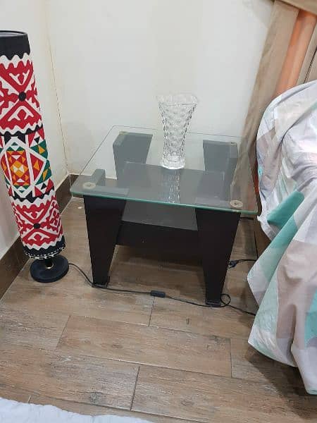 Center Table with 2 side tables Set 4
