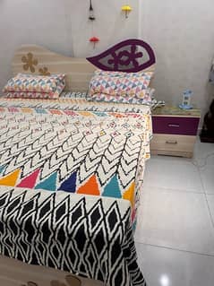 bedset with study table