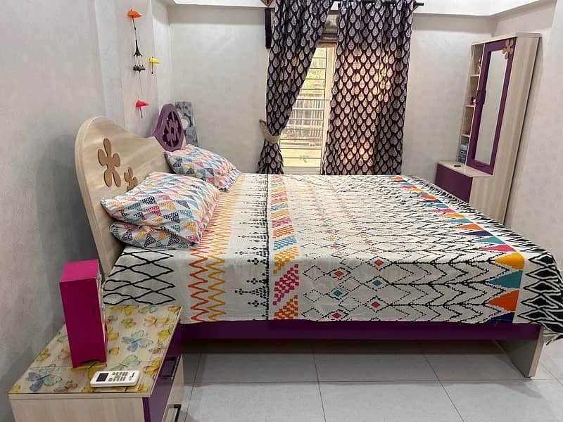 bedset with study table 3