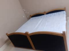 Twin bed without mattress
