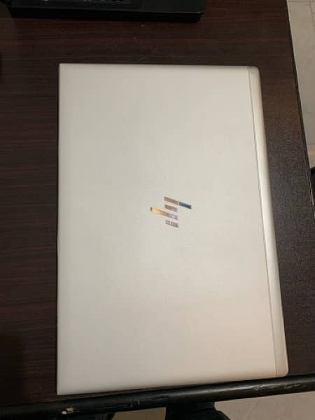 HP Laptop 8 Generation i7 16Gb - 512 SSD 4