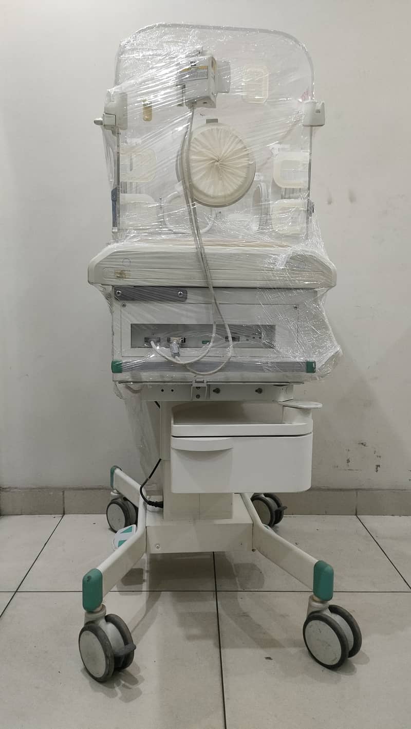 Baby Incubator UK USA Imported, infant Baby Warmer, resuscitation unit 14
