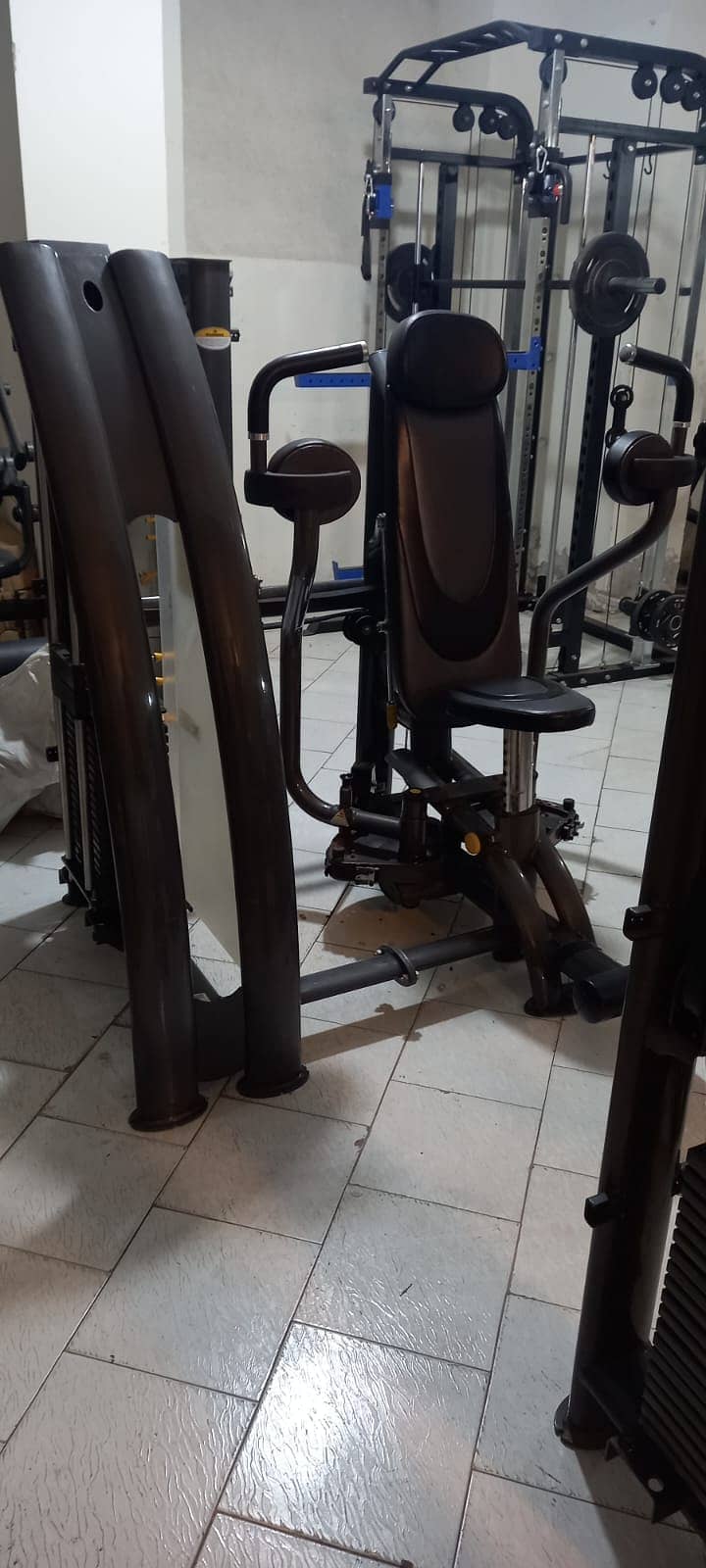 Multi Gym USA Imported Refurbished ( Body Solid ) 8