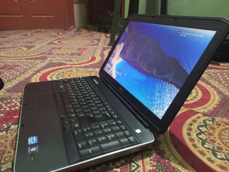 I am selling laptop i5 3rd generation 6