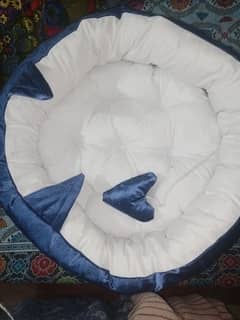 Dog shop bed olx