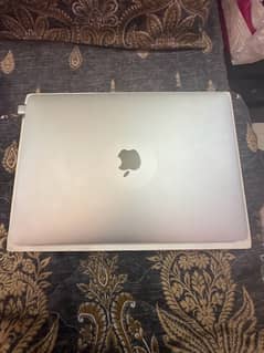 MacBook Pro 2017 13inch