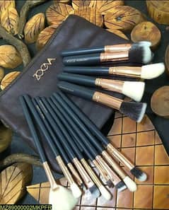 Makeup brushes set of 15