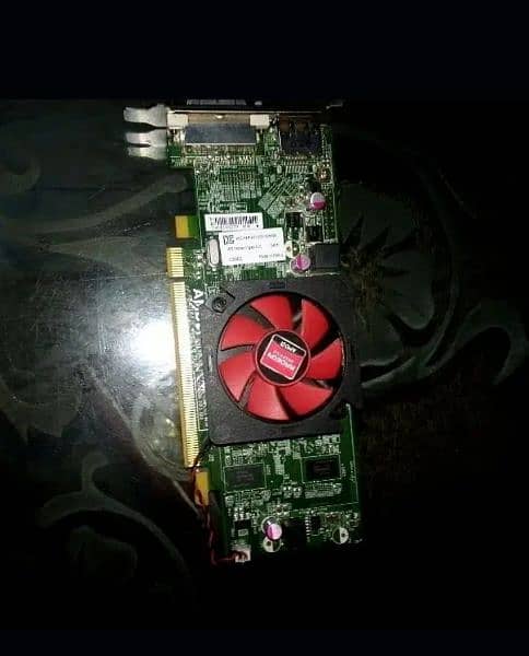 AMD RADEON HD 7000 1