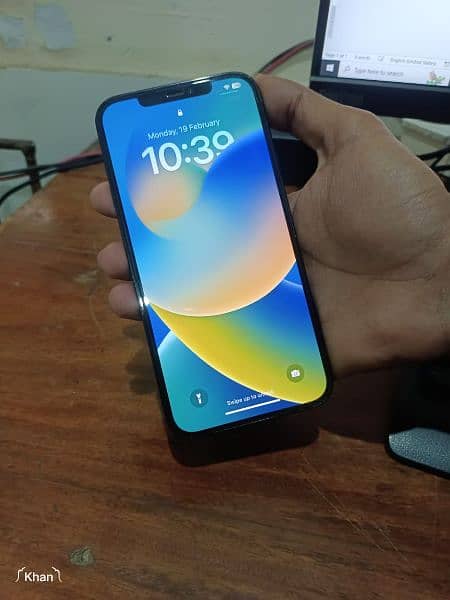 i phone 12 pro mex 128 gb sim time available 93% battery health 4