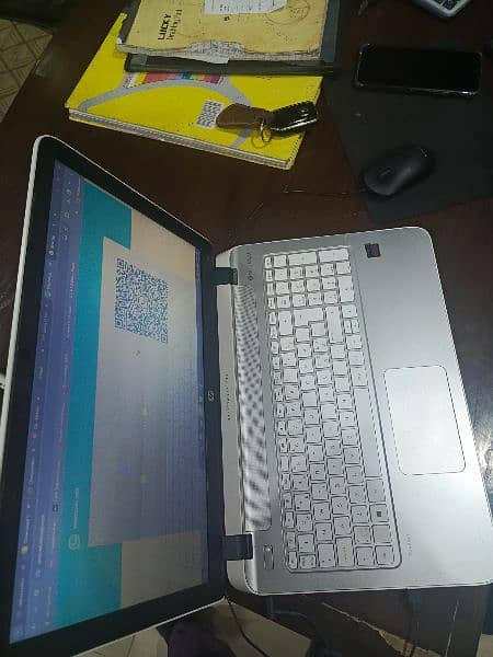 hp laptop for sale AMD-10 1