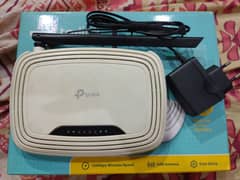TP-Link Router with UPS