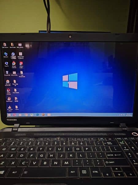 Toshiba Satellite C55-B5353 0