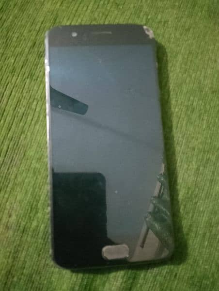 OnePlus 5t Panel Damage 1