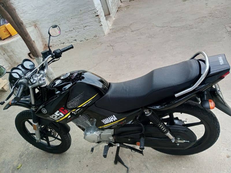 Yamaha ybr g 2020 4