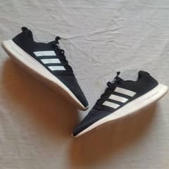 Adidas shoes karachi clearance west