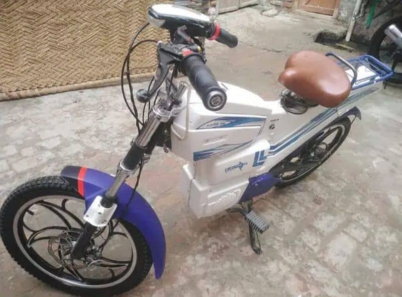 electric cycle 2023 model imported from UEA whatpp      0*333/9322*372 13