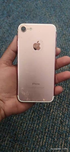 iphone 7 PTA approved 128 GB 4