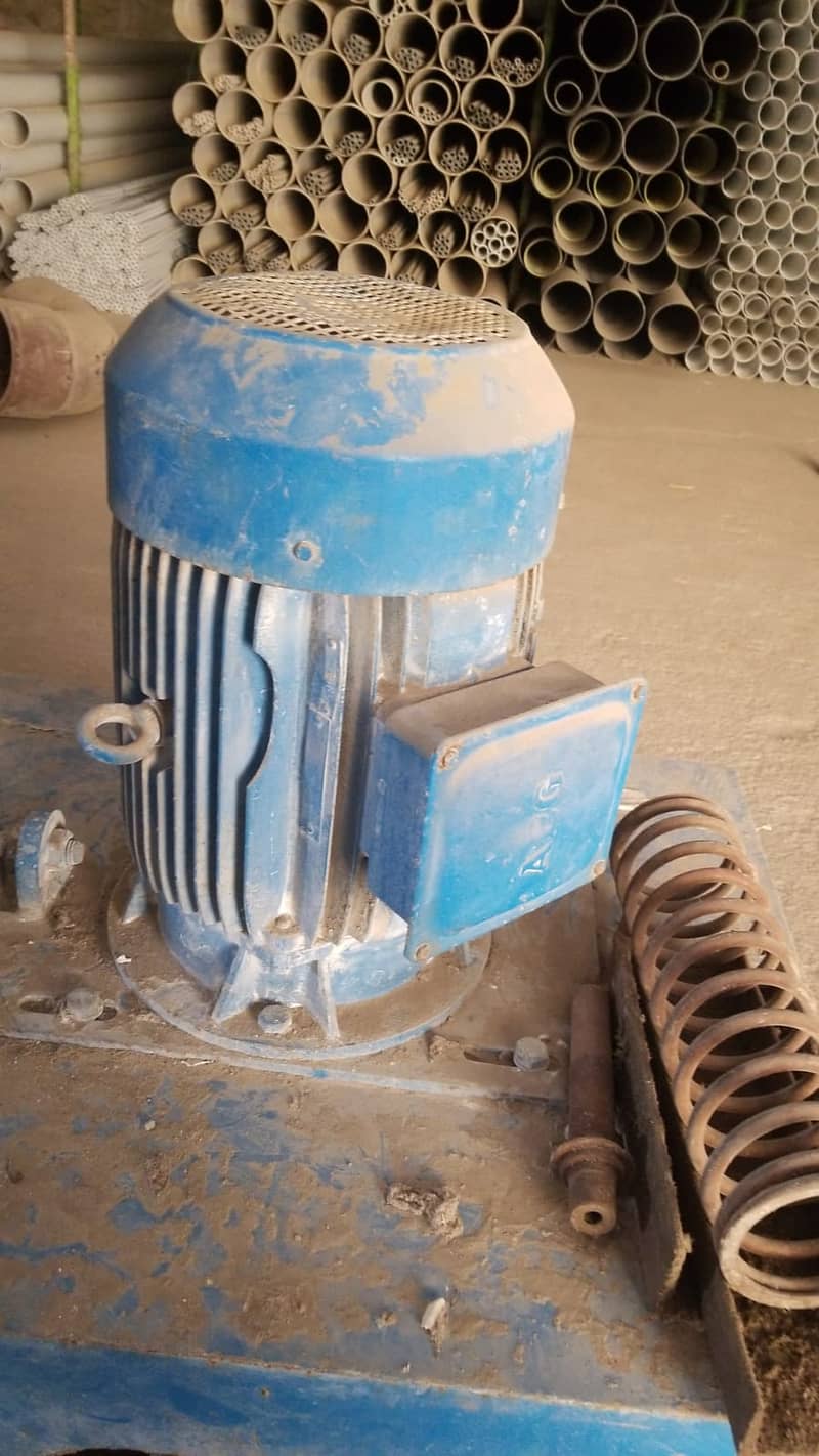 UPVC mixture - dryer hopper - chain cuppy - For sale - in karachi 2