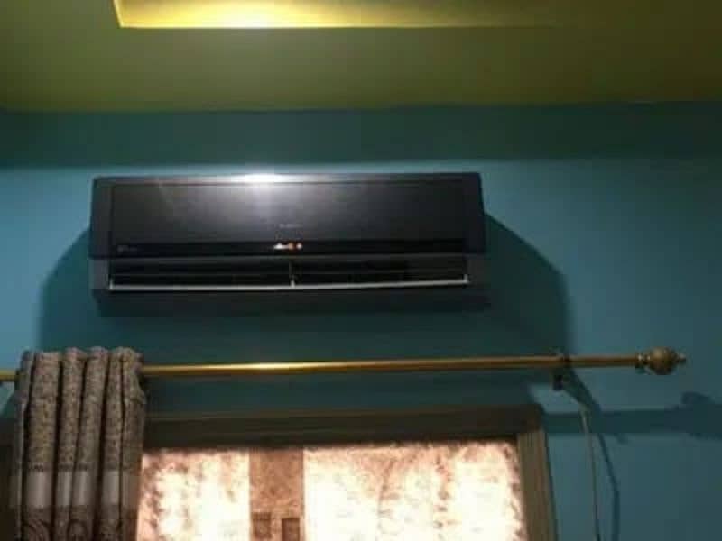 Gree 1.5 ton Inverter Ac heat and cool LUSH CONDITION 0