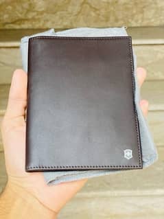 Victorinox Altius Edge Peano Bi-Fold Passport Cover with card holder