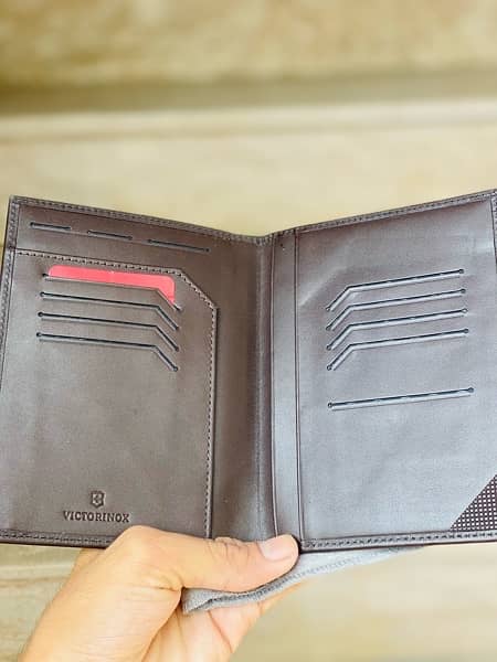 Victorinox Altius Edge Peano Bi-Fold Passport Cover with card holder 1