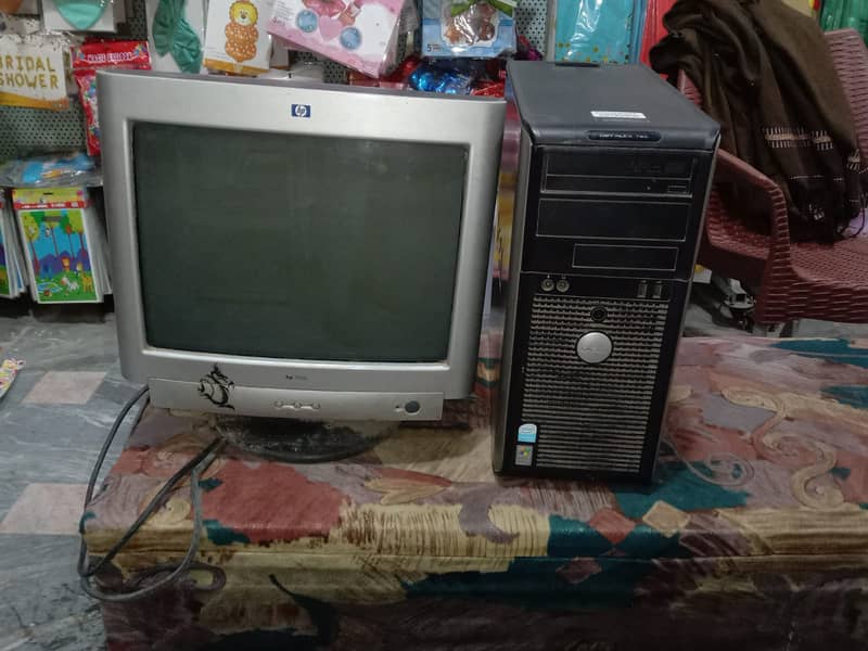 Cheap Computer Intel Core 2 Due with Original HP Monitor 15 Inch 8