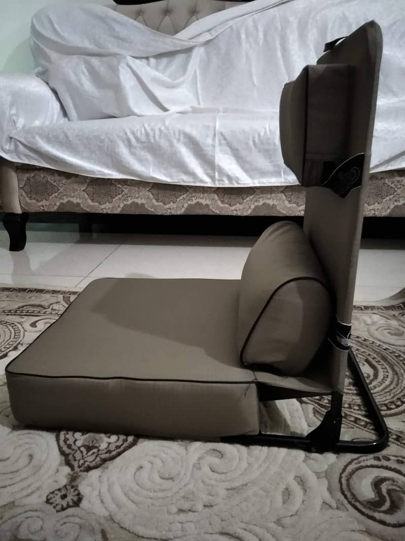 Floor/Carpet/majlis/mehfil room chair - Delivery all over Pakistan 0