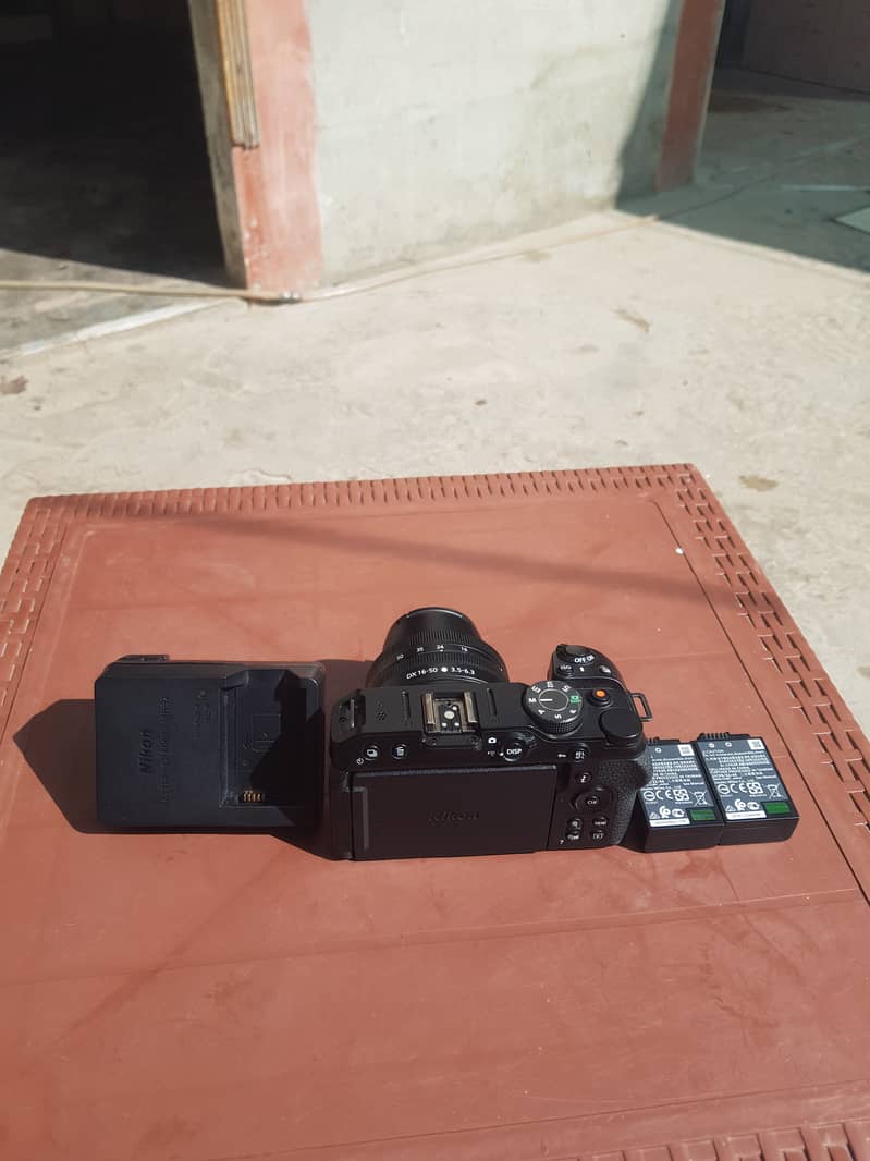 Nikon Z30 Mirrorless Camera with 16-50mm kit Lens 5