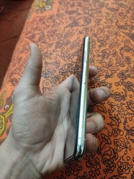 iphone X 256 gb non pta sim will work for 2 months 1
